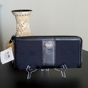 Coach Long Wallet